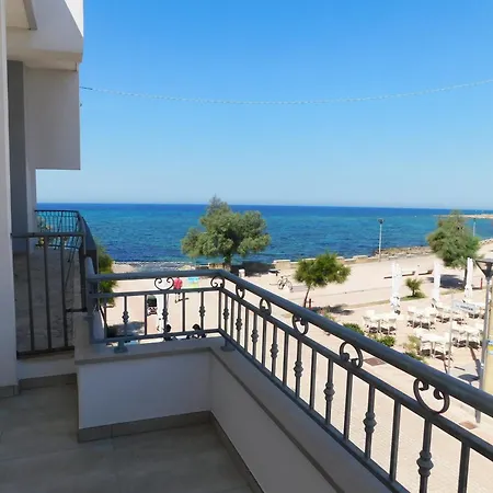 Apartamento Con Vista Mare 106 Torre San Giovanni
